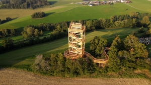 Der innovative neue Aussichtsturm am Burgstall in Kirchberg ob der Donau - Donau am Berg